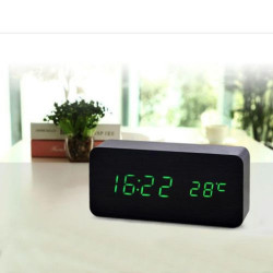 Ceas de lemn – LED verde si afisaj digital multifunctional