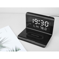 Ceas digital cu incarcare wireless – Design modern si util
