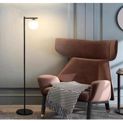 Lampadar negru 157cm cu glob alb mat si dulie E27
