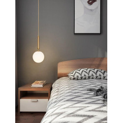 Pendul gold cu glob alb si soclu bec dulie E27