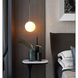 Lustra cu soclu E27 maxim 40 w glob 20cm