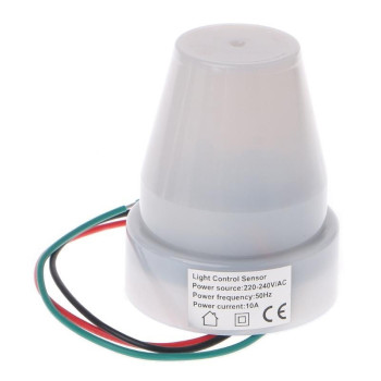 Senzor Crepuscular 220V 10A cu reglarea timpului de declansare