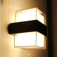 Aplica exterior LED 10W IP65 lumina calda 1250lm