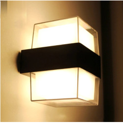 Aplica exterior LED 10W IP65 lumina calda 1250lm