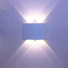 Aplica exterior LED 4W alba IP65 cu lumina calda 3000K