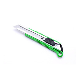 Cutter plastic cu lama de 18mm si sistem de blocare