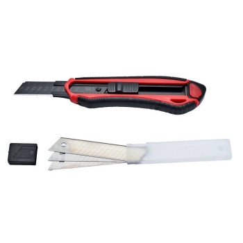 Cutter profesional ergonomic cu lama neagra 18mm si rezerva
